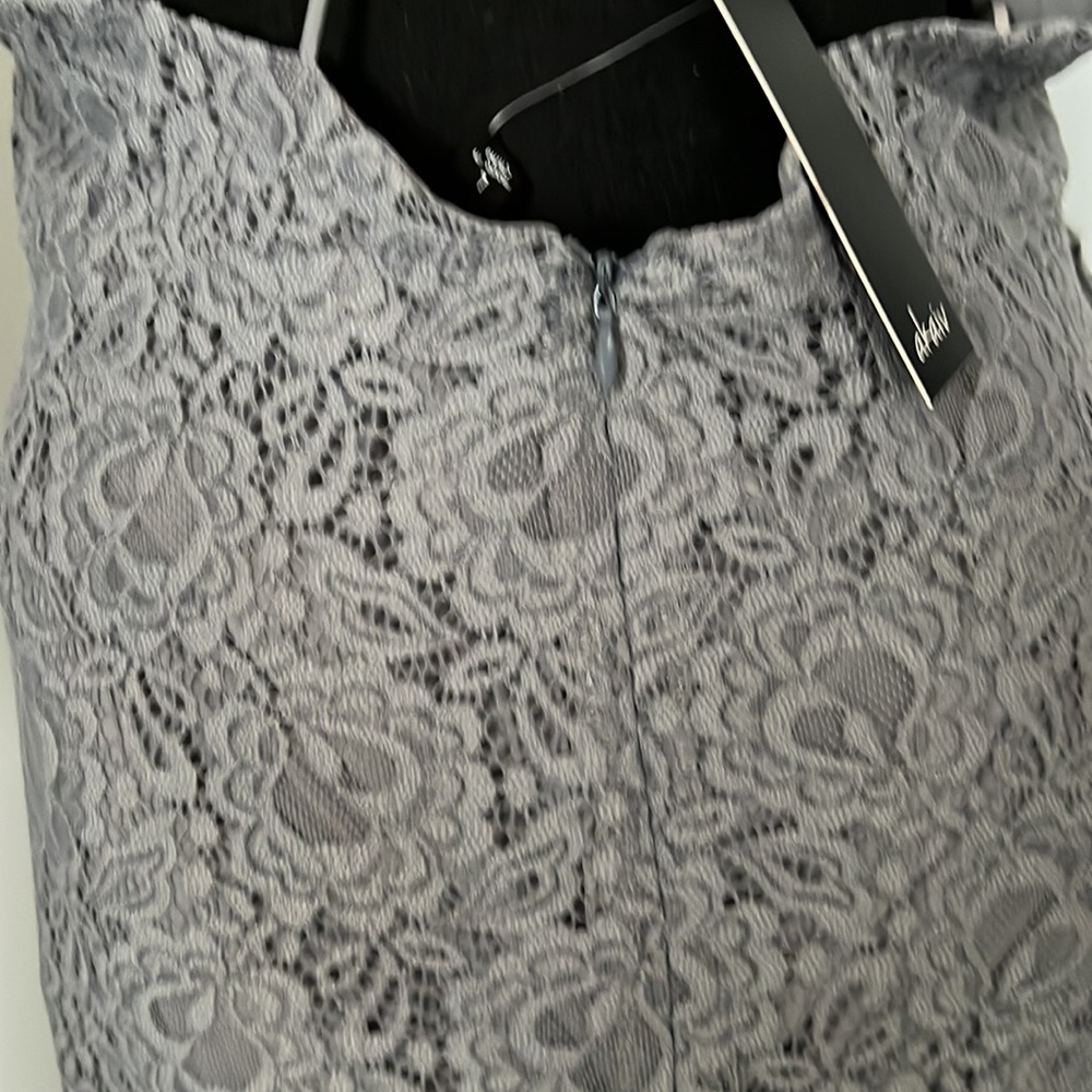 Spaghetti strap lace dress - Picture 7 of 8
